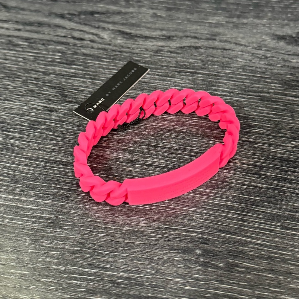 Marc Jacobs Silicone Bracelet Pink - Picture 5 of 6